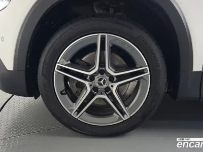 2021 Mercedes-Benz GLB-Class GLB250 4MATIC, фото 4, лот 11132380