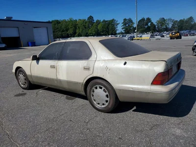 1996 LEXUS LS 400, фото 2, лот 10668218