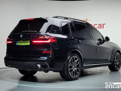 2025 BMW X7 xDrive 40i M Sport 6STR, фото 2, лот 10113223