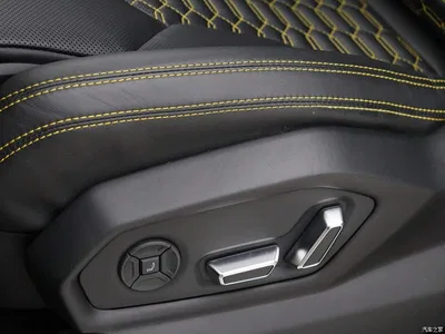 2018 Lamborghini Urus 4.0T V8, фото 4, лот 10308409