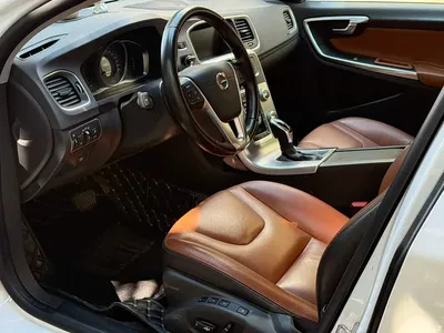 2018 Volvo S60 S60L T3 Momentum, фото 4, лот 10364435