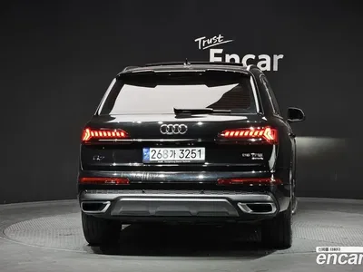 2022 Audi Q7 55 TFSI Quattro Premium, фото 3, лот 10092077