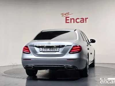 2018 Mercedes-Benz E-Class E200 Avantgarde, фото 4, лот 11585858