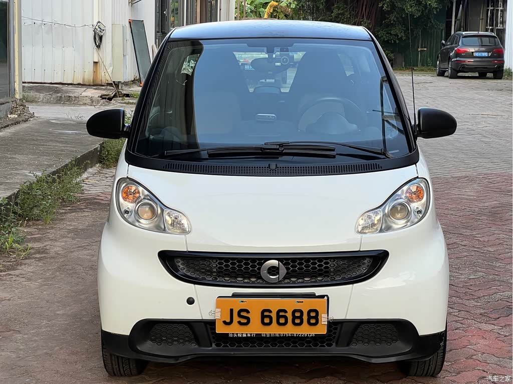 2012 smart fortwo 1.0 MHD Hardtop Standard, фото 2, лот 11227811