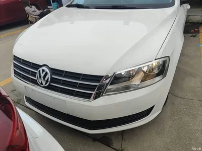 2013 Volkswagen Lavida Facelift Classic 1.6L Automatic Trend, фото 3, лот 10456393
