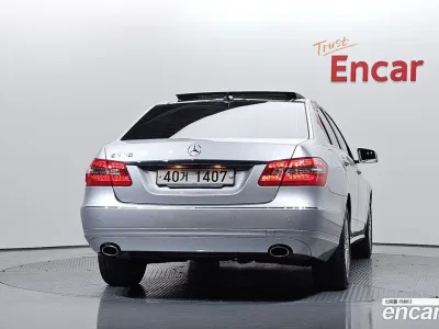 2011 Mercedes-Benz E-Class E300 Elegance, фото 3, лот 10058265