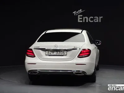 2017 Mercedes-Benz E-Class E200 Avantgarde, фото 3, лот 10055162