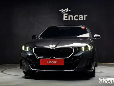 2026 BMW 5-Series 520i Special Edition, фото 2, лот 10192445