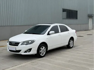 2013 Toyota Corolla 1.6L Automatic Luxury, фото 1, лот 10382635