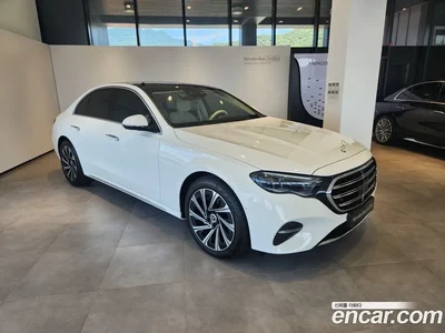 2026 Mercedes-Benz E-Class E300 4MATIC Exclusive, фото 2, лот 10170423