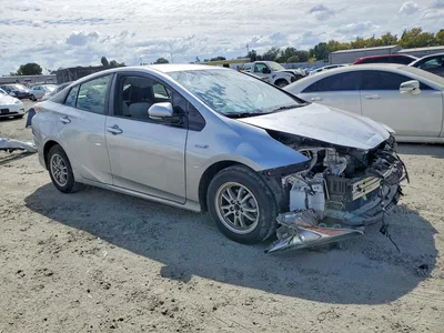 2017 TOYOTA PRIUS THREE, фото 4, лот 10503586