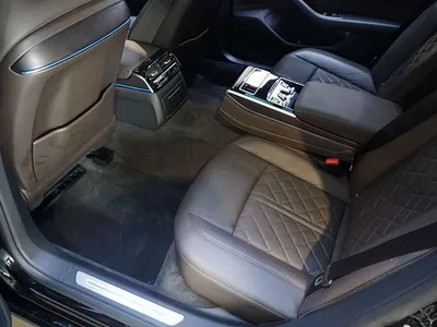 2022 Audi A8 A8L 50 TFSI quattro Comfort Collector's Edition, фото 3, лот 10235541