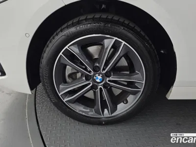 2024 BMW 1-Series 120i Sports, фото 3, лот 10038338