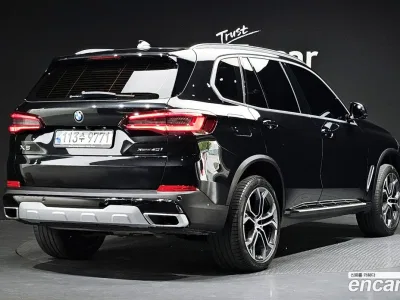2021 BMW X5 xDrive 40i xLine, фото 1, лот 10073390