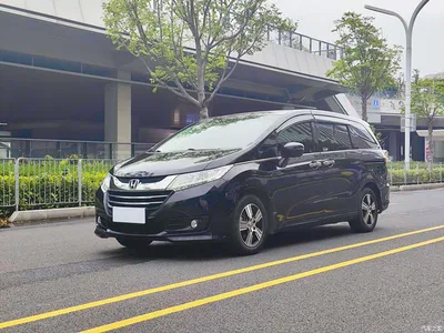 2015 Honda Odyssey Facelift 2.4L Comfort Edition, фото 1, лот 10415123