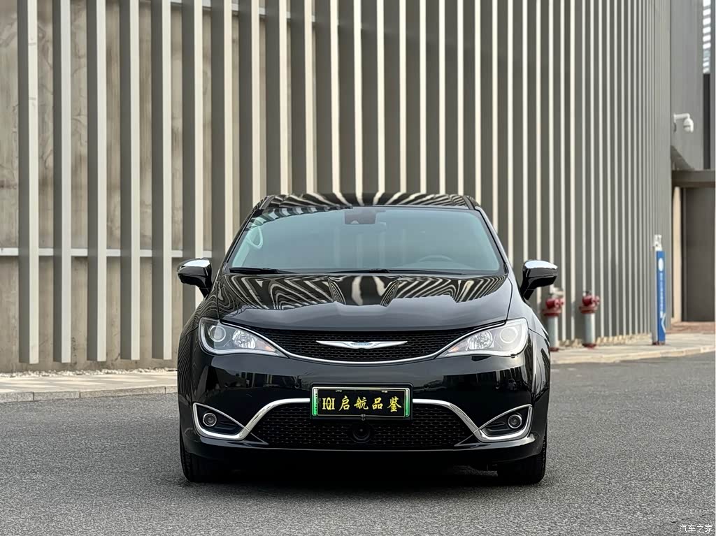 2019 Chrysler Grand Caravan PHEV (Import) 3.6L Plug-in Hybrid, фото 2, лот 11155395