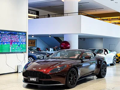 2020 Aston Martin DB11 4.0T V8 Coupe, фото 1, лот 10242068