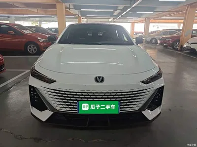 2023 Changan UNI-V 1.5T Luxury Edition, фото 3, лот 11136314