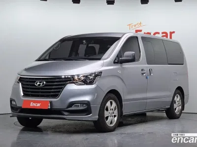 2019 Hyundai Starex Urban 9-Seater, фото 1, лот 10160597