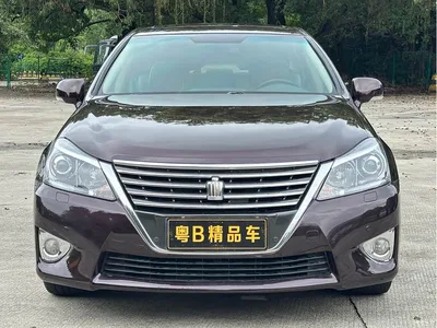2012 Toyota Crown 2.5L Royal Leather Edition, фото 2, лот 10299872