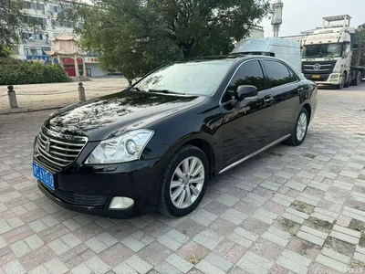 2010 Toyota Crown 2.5L Royal Leather Navigation Edition, фото 3, лот 11479721