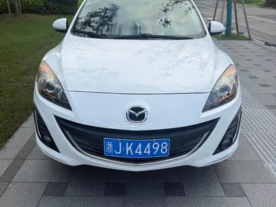 2015 Mazda Mazda3 Axela Model Hatchback 1.6L Automatic Elite, фото 1, лот 10398563