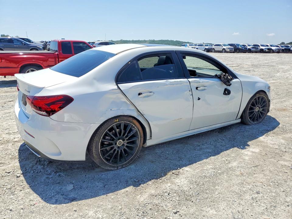 2020 MERCEDES-BENZ A 220 4MATIC, фото 3, лот 10979340