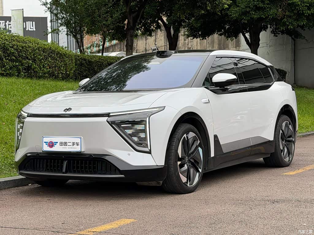 2023 HiPhi Y 560km Elite Edition, фото 1, лот 11213315