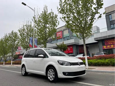 2015 Volkswagen Touran 1.4T Manual Trend Edition 5-seater, фото 2, лот 10475317