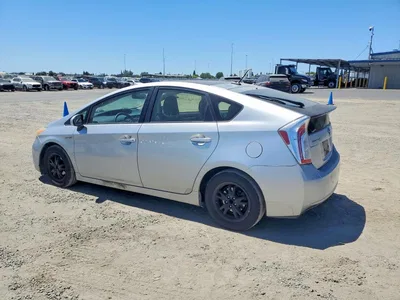 2012 TOYOTA PRIUS THREE, фото 2, лот 10544415