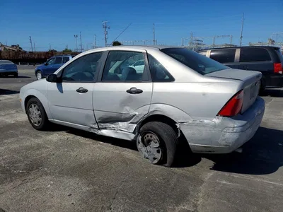 2005 FORD FOCUS ZX4, фото 2, лот 10511729