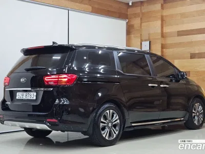 2019 Kia Canival 9-Seater Luxury, фото 2, лот 10515978