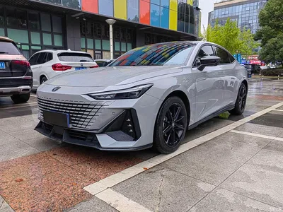 2023 Changan UNI-V 1.5T Luxury Edition, фото 1, лот 11243614