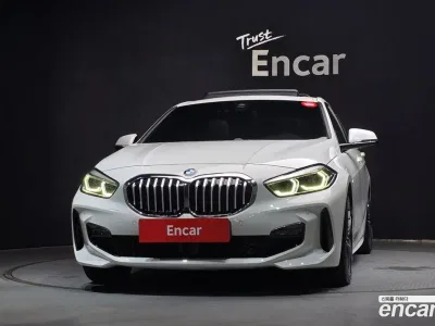 2022 BMW 1-Series 120i M Sports, фото 3, лот 10107136