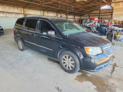 2015 CHRYSLER TOWN & COUNTRY TOURING, фото 4, лот 10868050