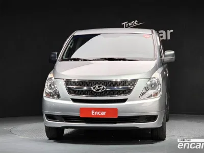 2015 Hyundai Starex 12-Seater Wagon, фото 2, лот 10192254