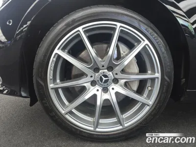 2022 Mercedes-Benz E-Class E300e 4MATIC Exclusive, фото 4, лот 10074404
