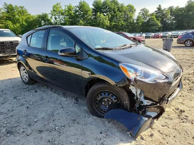 2015 TOYOTA PRIUS C TWO, фото 4, лот 10547140
