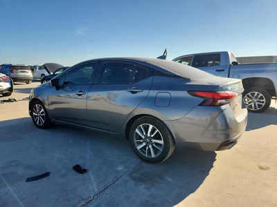 2021 NISSAN VERSA SV, фото 3, лот 10746319