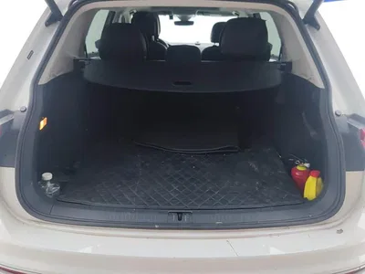 2021 Volkswagen Tiguan L PHEV 430PHEV Plug-in Hybrid Flagship, фото 4, лот 10401550