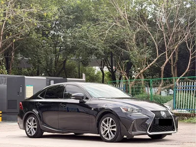 2017 Lexus IS 300 Leading Edition, фото 2, лот 10317629