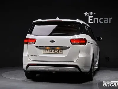 2018 Kia Canival 9-seater Luxury, фото 4, лот 10524080