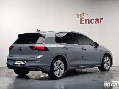 2022 Volkswagen Golf 2.0 TDI Premium, фото 2, лот 10214358