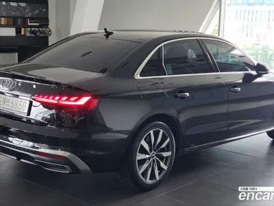 2023 Audi A4 35 TDI Premium, фото 2, лот 10100765