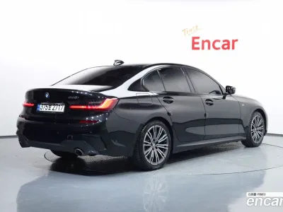 2021 BMW 3-Series 320i M Sport, фото 1, лот 10040427