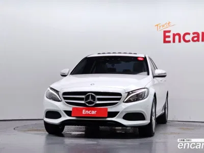 2017 Mercedes-Benz C-Class C200, фото 2, лот 10044341