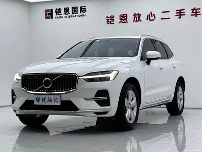 2022 Volvo XC60 B5 AWD R-Design, фото 1, лот 10365416