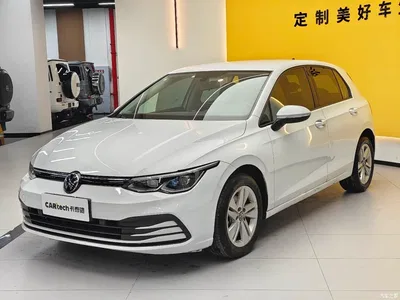 2023 Volkswagen Golf 200TSI DSG Pro, фото 1, лот 10450017