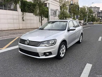 2013 Volkswagen Bora 1.6L Automatic Comfort Model, фото 1, лот 11205532