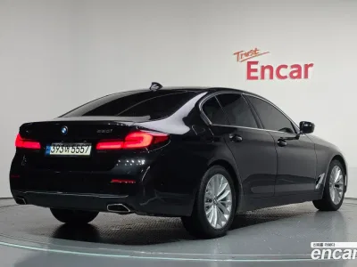 2021 BMW 5-Series 530i xDrive Luxury, фото 2, лот 10522953